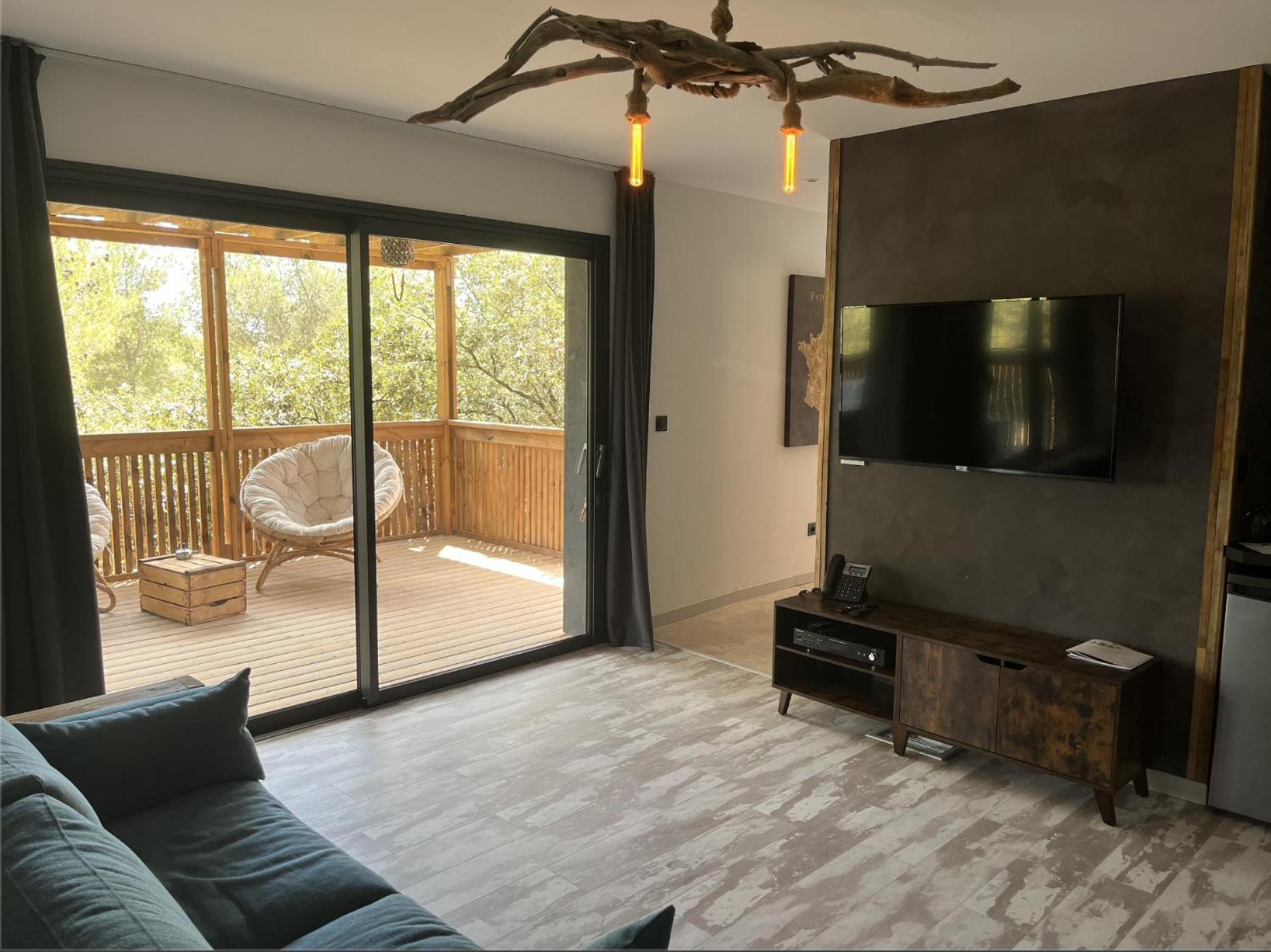 Villa Occitana Калвисон Екстериор снимка